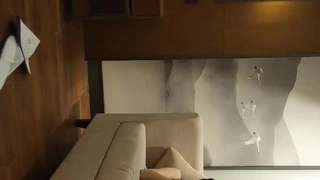 年龄不大却极度淫骚肥穴嫩妹 假屌猛插撑爆小穴 从下往上视角拍摄扣穴 边扣边流出淫水 搞湿一大片淫骚的很