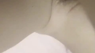 屠夫视频性慾旺盛的雜貨店老闆娘一挑逗就下體濕透！