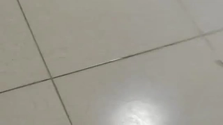 跨种族学生与她的继兄弟进行粗暴的性行为