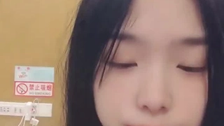 青蛾炮友的逼草了十多年了还嫩么