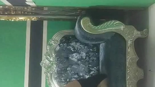 有妇科病的抖音女主播有臭味含泪干完挣点钱不容易啊