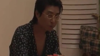 揪马尾的感觉真好