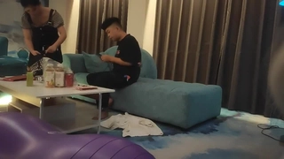 推特非常骚浪贱的小美女《猫宝宝》各种调教露出，骚女就是这样被养成的 31V 97P