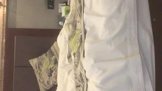 网红美娇娘『小云云』剧情新作??约炮遇到黑丝嫂子 操的就是你干你没商量