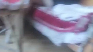 18-19岁女孩从后面接受大鸡巴的POV