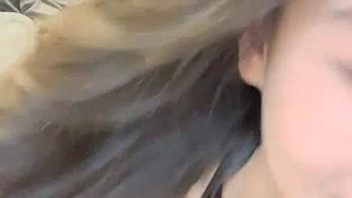 紫萱彤儿双女露脸精品大秀，我的女神彤儿又让紫萱抠坏了呻吟浪叫