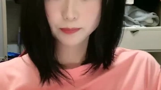 视镜露脸女主被操的很享受说你的鸡巴操得我好爽