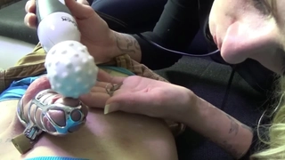 花臂巨乳美少女自慰加跟男粉丝做爱