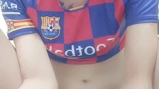 非常极品的御姐主播，颜值赛过明星，三点全露，跳蛋自慰、娇喘声太诱惑了！