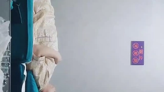 美白少女SPA按摩做全套后还不满足